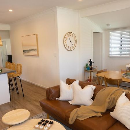 Comfortable Beach Home Scarborough Extérieur photo