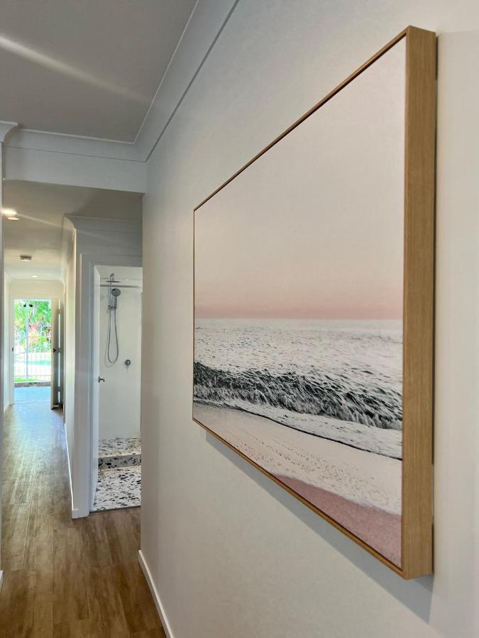 Comfortable Beach Home Scarborough Extérieur photo