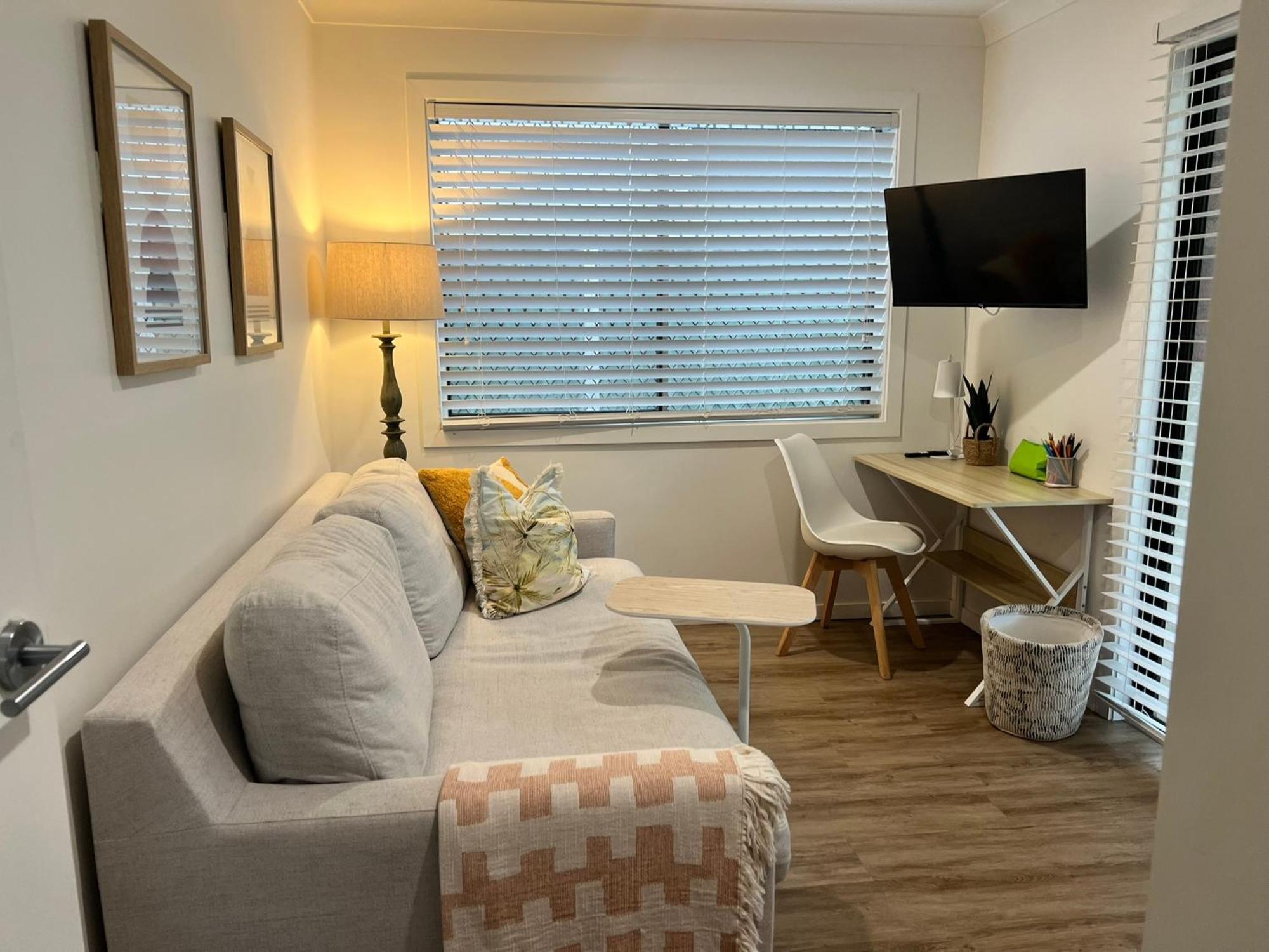 Comfortable Beach Home Scarborough Extérieur photo