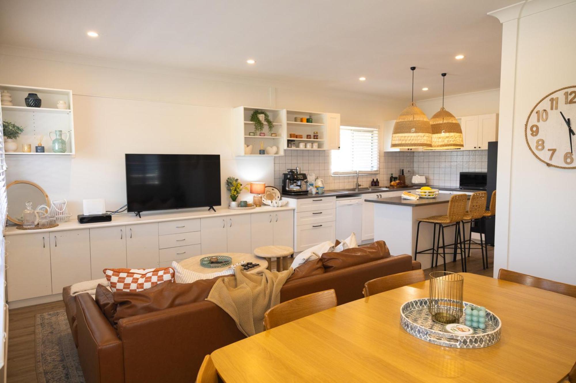 Comfortable Beach Home Scarborough Extérieur photo